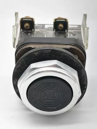 Allen-Bradley 800T-A Pushbutton 30.5mm Black Cap 