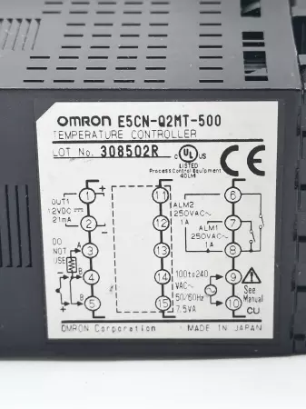 Omron E5CN-Q2MT-500 Temperature Controller 