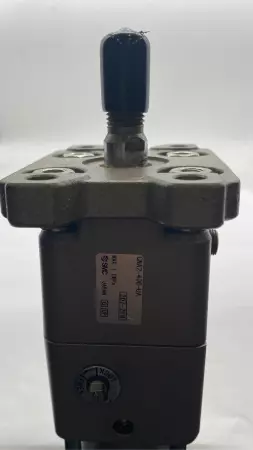 SMC CDNA2B40-700-D-X142US Pneumatic Cylinder 40mm Bore 700mm Stroke 