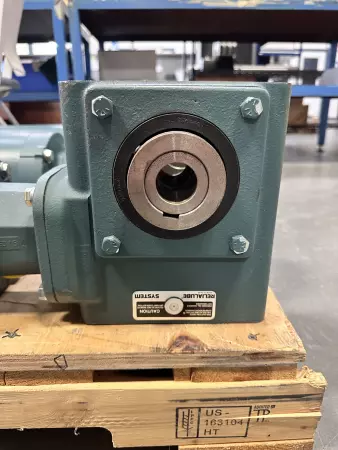 Reliance Electric 6042035 AC Motor 1HP W/ P56X1441W-MA Tigear Reducer 