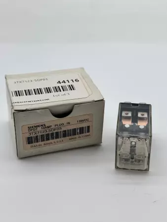 Siemens 3TX7123-5DF03 Plug-In Relay 15Amp 110VDC 