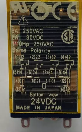 Idec RU4S-C D24 Power Relay 24VDC 6Amp Lot of 2