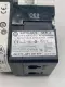 Allen-Bradley 800T-QAH2W SER.U White Pushbutton W/Led Module 