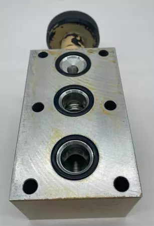 Sun Hydraulics 8002-091-A02 Manifold Block 