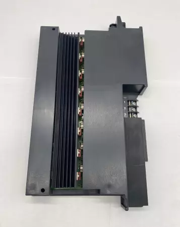 Cincinnati Milacron 3-531-3839A REV.B AC Output Module 120VAC 