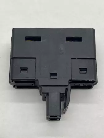 Allen-Bradley PN-140584 Terminal Connector Block 