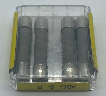 Bussmann ANC-8-R Ceramic Fuses, 250VAC 125VDC 8Amp Lot of 4