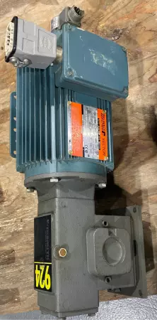 Reliance Electric P14A5805P AC Motor 2HP W/924MDT Speed Reducer Ratio 10:1 