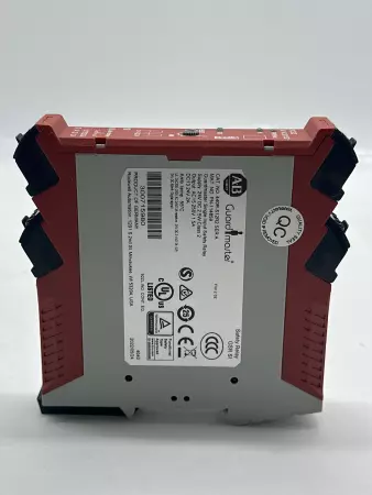 Allen-Bradley 440R-S12R2 SER.A Guardmaster® Single Input Safety Relay, 24VDC 2A 