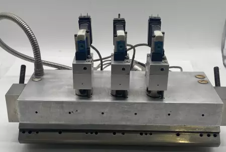 Nordson 7148333 Hot Melt Distributor W/3-Valves 