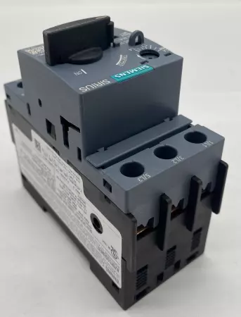 Siemens 3RV2011-1BA10 Manual Motor Starter, 600V Range 1.4-2Amp 