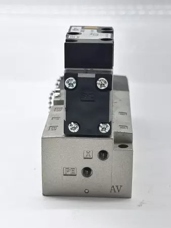 SMC VFS2100-5FZ Solenoid Valve W/Manifold Base 