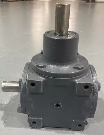 Hub City 0221-15228 Right Angle Gear Box, Ratio 1:1 