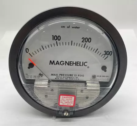 Dwyer 2000-300 C Magnehelic® Pressure Gage, 0-300 cm of Water 