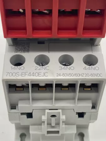 Allen-Bradley 700S-EF440EJC Safety Relay/Contactor 600V 16A 
