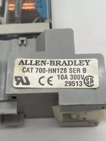 Allen-Bradley 700-HC24Z24 SER.D Miniature Relay 24VDC 7A W/700-HN128 Socket 