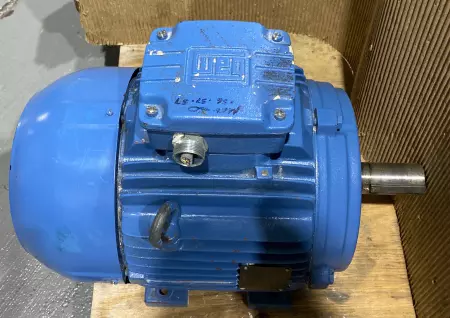 Weg 132S-2 Inverter Duty Motor 6.3kW/8.45HP 