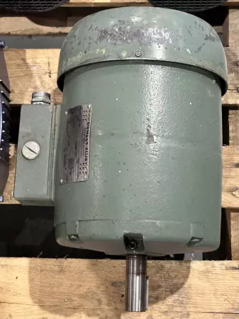 Siemens-Allis 51-303-680 AC Induction Motor, 5HP Frame 184T 