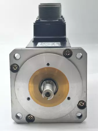 Yaskawa USAREM-03CFJ11 AC Servo Motor 