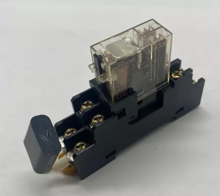 Omron G2R-2-SN Relay 250VAC 5A 24VDC Coil W/ M3X16 Socket 