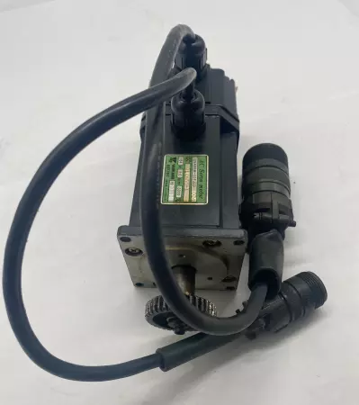 Yaskawa USASEM-02FJ23 AC Servo Motor 154W 