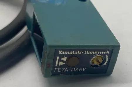 Yamatake Honeywell FE7A-DA6V Photoelectric Sensor 