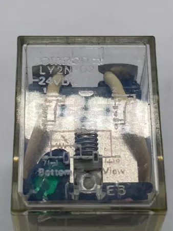 Omron LY2N-D2 24VDC Relay 120-240VAC 10Amp, 24VDC Coil 