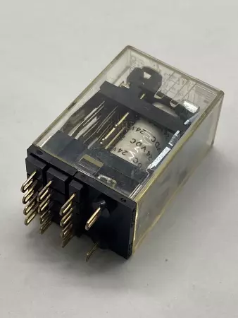 Omron G2A-432A Relay 3Amp, 24VDC Coil 