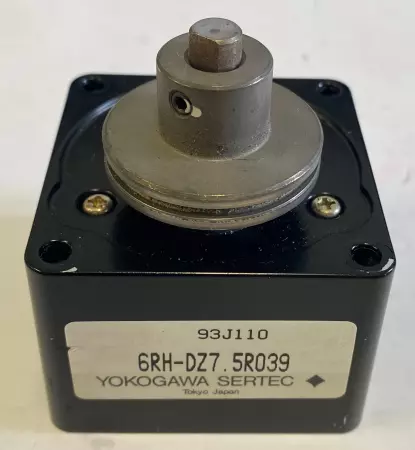 Yaskawa Sertec 6RH-DZ7.5R039 Gear Head, Ratio 7.5:1 
