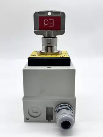 Allen-Bradley 440T-MRKSE11ED Prosafe Rotary Cam Switch, 3-Phase 20A 600VAC 