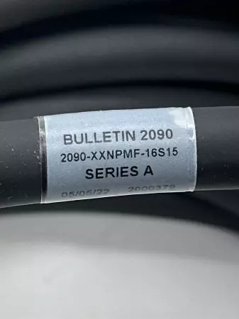 Allen-Bradley 2090-XXNPMF-16S15 SER.A Power And Feedback Cable, 15M 