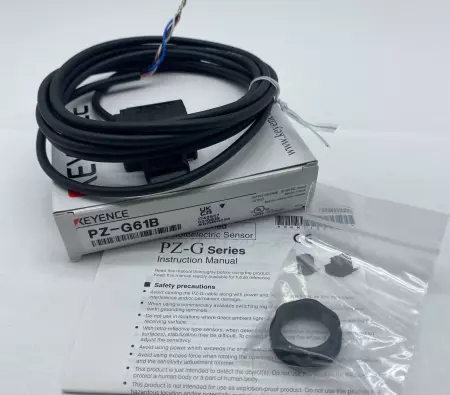 Keyence PZ-G61B Retro-Reflective Photoelectric Sensor 