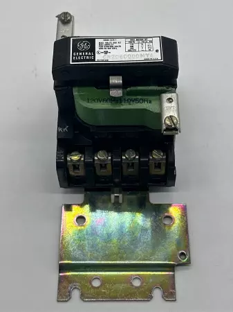 General Electric CR206C000MYA Motor Starter, 600VAC 27Amps 