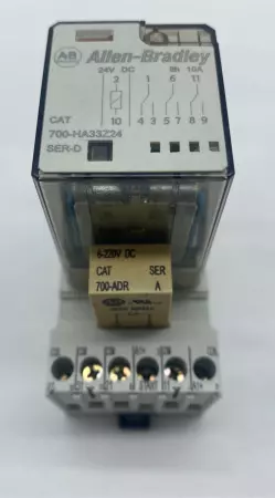 Allen-Bradley 700-HA33Z24 SER.D Tube Base Relay, 24VDC 10A W/ 700-HN205 Socket 