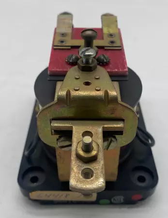Ward Leonard Electric 146-150 Relay 300VDC 1Amp, 1.5Amp Coil 