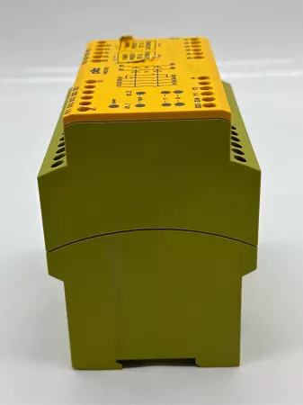 Pilz PNOZ2VQ 24VDC Safety Relay 24VDC, 240VAC/24VDC 8A 