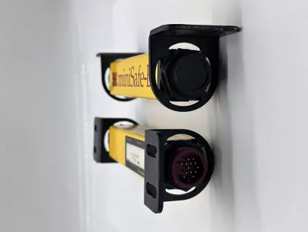 Scientific Technologies Inc. 43268-01 MiniSafe® Light Curtain System 