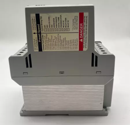 Allen-Bradley 160-BA04NPS1P1 SER.C Variable Speed Drive, 460VAC 4.5A 1HP 