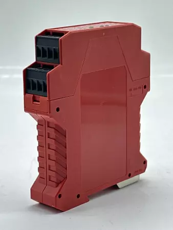 Allen-Bradley 440R-N23135 Guardmaster® Safety Relay 24VAC/DC 2W 