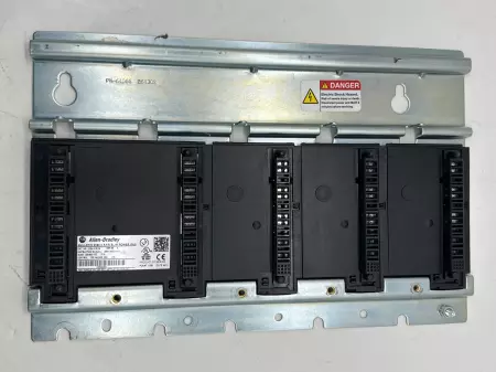 Allen-Bradley 2094-PRS4 SER.A chassis 4-Axis Slim Power Rail, Bulletin 2094 
