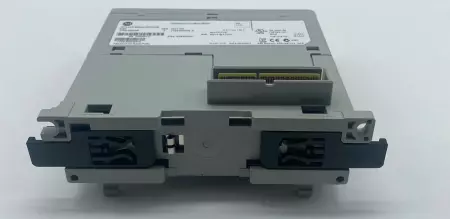 Allen-Bradley 1768-M04SE SER.A CompactLogix™  4-Axis Motion Module 