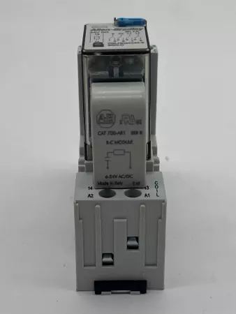 Allen-Bradley 700-HC24Z24-3 SER.D Relay 24VDC 7Amp W/700-HN104 Socket 