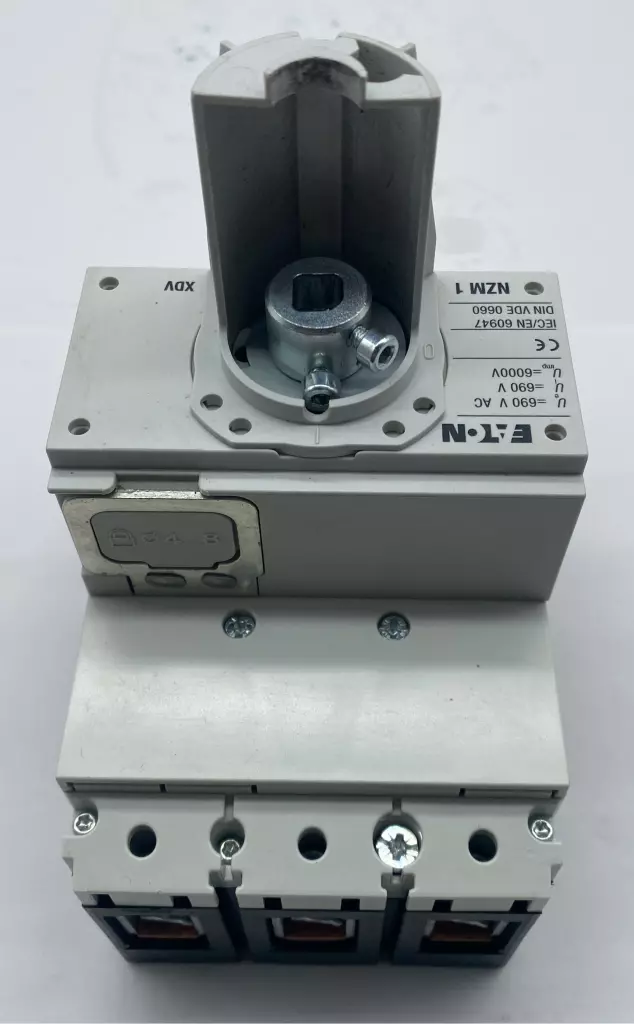 Eaton NZM1-A100 3-Pole Circuit Breaker 690VAC 100Amp 