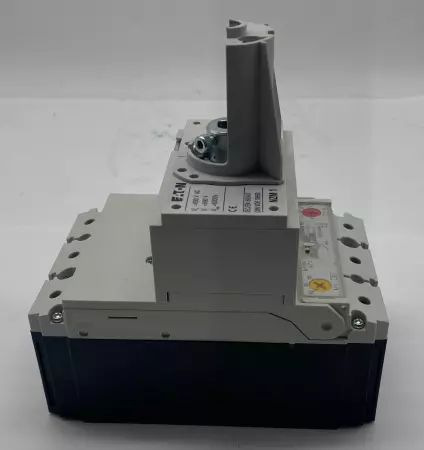 Eaton NZM1-A100 3-Pole Circuit Breaker 690VAC 100Amp 