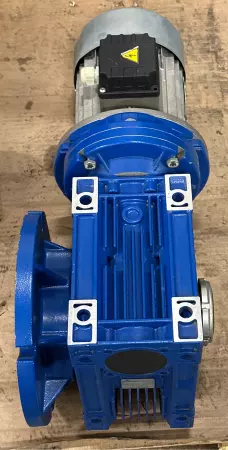 Motovario T80B4 Gearmotor 1.20HP, with Gearbox Ratio 40:1 PN:5250579 
