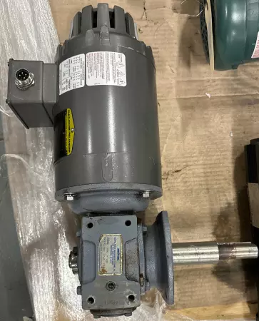 Baldor Reliance IDNM3538 AC Motor 0.5HP W/Speed Reducer Ratio 60:1 