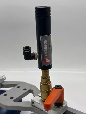 Pearson 09402 Pneumatic Packaging System W/VC104-5.6 Vacuum Cups 