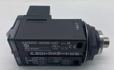 Allen-Bradley 42GRC-9200-QD SER.B Photoelectric Sensor, 10-30VDC 4VA 