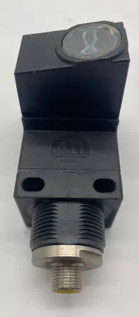 Allen-Bradley 42GRC-9200-QD SER.A Photoelectric Sensor, 10-40VDC 4VA 