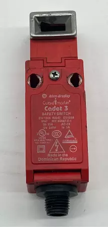 Allen-Bradley 440K-C21088 SER.B Cadet 3 Safety Switch, 240V 10A 